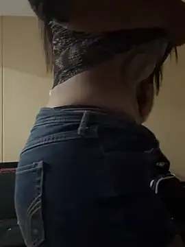 mila ford online show from June 25, 2026, 4:34 am