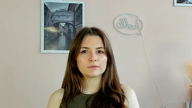 VersieMeschino online show from June 28, 2026, 7:14 am
