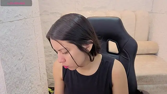 sophie rose cn online show from July 22, 2026, 1:14 pm