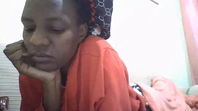 Savannah Leex online show from June 30, 2026, 12:39 pm