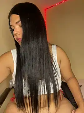 Snapshot of Miss_Sami0921 chatting on July 5, 2026, 3:45 am Miss Sami0921 online show from July 5, 2026, 3:45 am