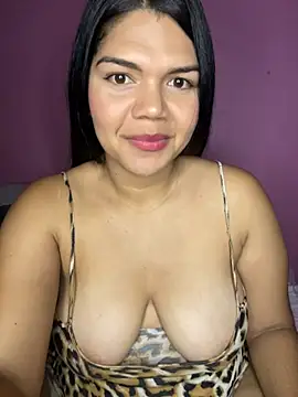 Snapshot of Miss_Sami0921 chatting on August 8, 2026, 3:19 am Miss Sami0921 online show from August 8, 2026, 3:19 am