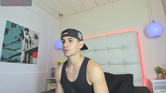 Jamexxx1  online show from July 18, 2026, 9:18 pm
