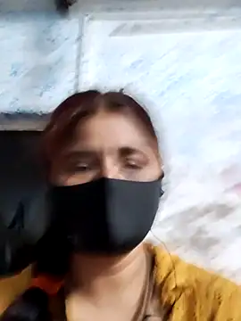 Snapshot of Nisha_Cute1 chatting on July 4, 2026, 9:59 am Nisha Cute1 online show from July 4, 2026, 9:59 am