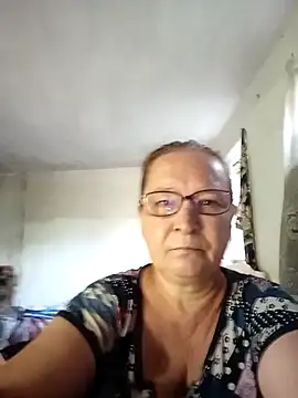 NikolettaLove077 online show from June 26, 2026, 5:34 am