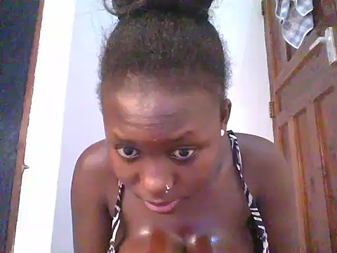 Snapshot of sweet_passion254 chatting on July 10, 2026, 3:55 am sweet passion254 online show from July 10, 2026, 3:55 am