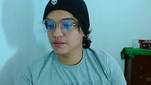 Dante fraser online show from June 26, 2026, 12:37 am
