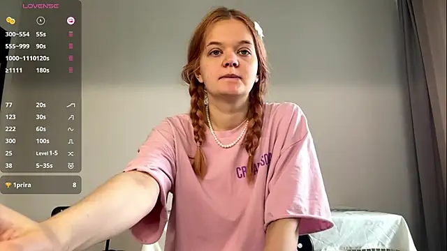 Snapshot of ellyclacher chatting on July 13, 2026, 6:38 am ellyclacher online show from July 13, 2026, 6:38 am