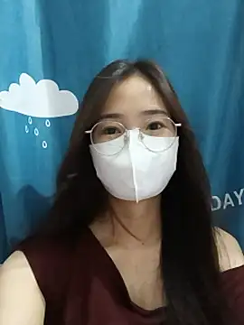 Snapshot of _Tonii_ chatting on July 2, 2026, 7:53 pm Tonii online show from July 2, 2026, 7:53 pm