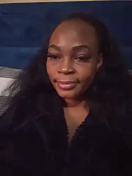 bushbabe112 online show from July 4, 2026, 11:49 am
