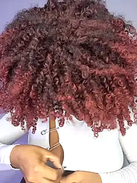 Leana25 online show from July 10, 2026, 1:58 pm