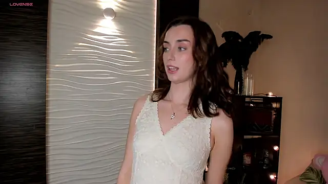 SSweettyGirl online show from June 26, 2026, 3:49 pm