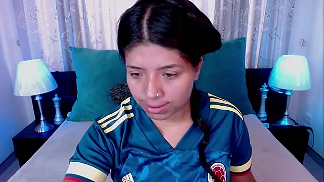 Snapshot of Kathe_Lin chatting on June 27, 2026, 12:44 pm Kathe Lin online show from June 27, 2026, 12:44 pm