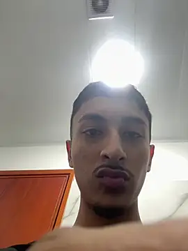 Snapshot of Stockholm_Love chatting on June 27, 2026, 2:49 am Stockholm Love online show from June 27, 2026, 2:49 am