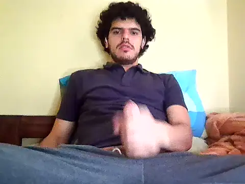 Snapshot of Hectorssuarez chatting on July 3, 2026, 9:54 pm Hectorssuarez online show from July 3, 2026, 9:54 pm