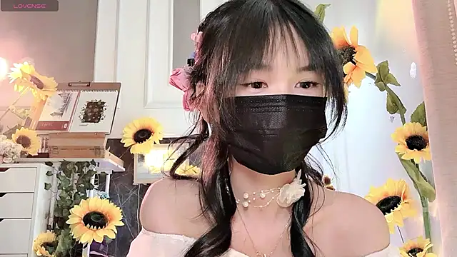 Your-Sunshinee online show from July 9, 2026, 4:49 am