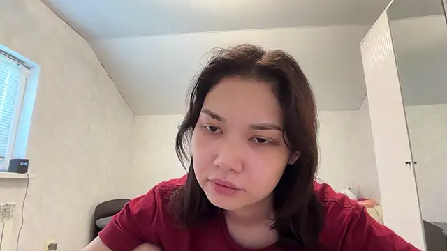 GudrunPedralba online show from July 6, 2026, 7:49 am