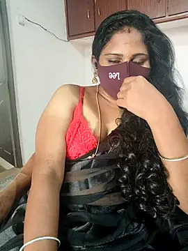 Snapshot of Siiddhika87 chatting on July 4, 2026, 11:16 am Siiddhika87 online show from July 4, 2026, 11:16 am