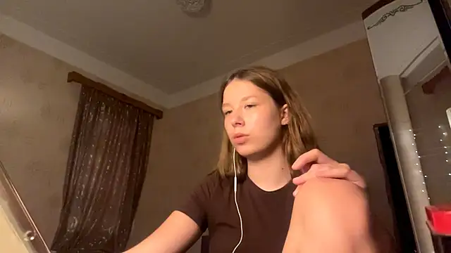 TarenOgilvie online show from July 3, 2026, 3:40 pm
