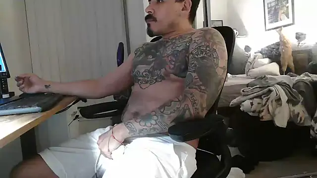 Snapshot of VincentStJames chatting on August 2, 2026, 9:30 am VincentStJames online show from August 2, 2026, 9:30 am