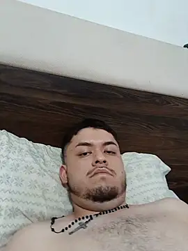 robertrxz online show from August 7, 2026, 9:11 am