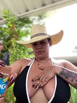 AliceStarshine online show from February 23, 2025, 6:45 pm