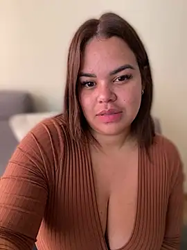 AliceStarshine online show from February 26, 2025, 3:08 pm