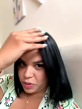 AliceStarshine online show from September 21, 2025, 4:52 pm