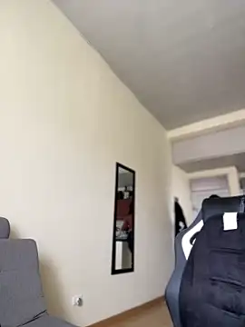 AliceStarshine online show from October 2, 2025, 2:46 pm