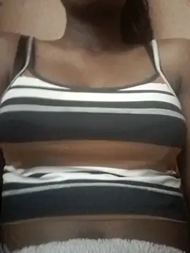 Snapshot of Cherry_BigBoobs chatting on July 19, 2026, 6:17 am Cherry BigBoobs online show from July 19, 2026, 6:17 am