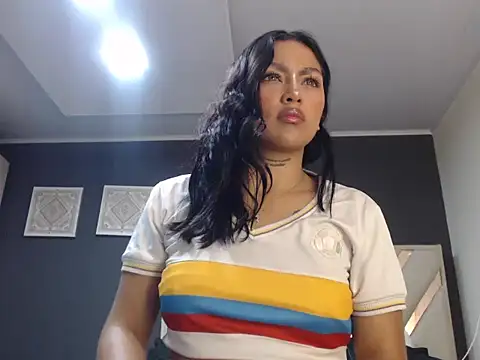 sarajohs online show from July 7, 2026, 2:54 pm