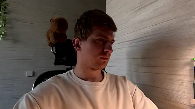 Snapshot of Einar_Nut chatting on July 6, 2026, 3:03 pm Einar Nut online show from July 6, 2026, 3:03 pm
