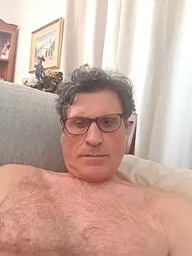 Snapshot of Enusitanio chatting on July 30, 2026, 2:27 pm Enusitanio online show from July 30, 2026, 2:27 pm