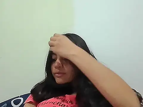 Snapshot of April_Lie chatting on July 6, 2026, 2:52 am April Lie online show from July 6, 2026, 2:52 am