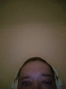 hdhdjuwzw online show from July 8, 2026, 10:03 pm