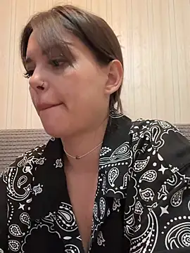 Snapshot of Dayan_a chatting on July 13, 2026, 5:16 pm Dayan a online show from July 13, 2026, 5:16 pm
