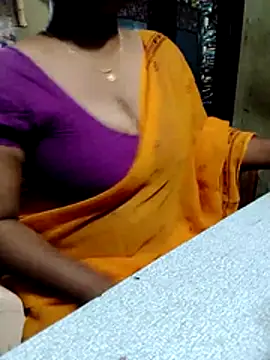 Anu curvy online show from July 17, 2026, 5:18 pm