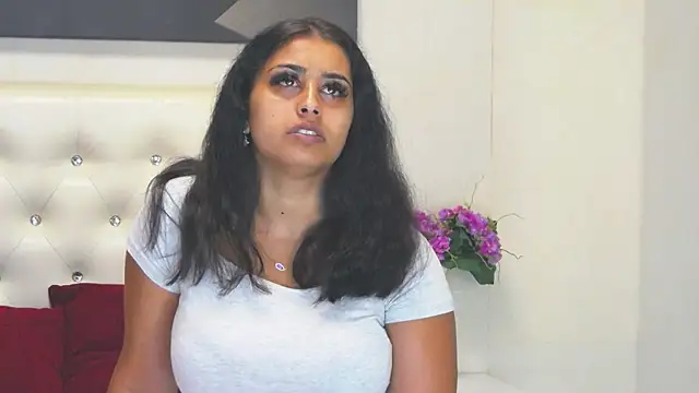 CocoRainss online show from July 9, 2026, 8:13 pm