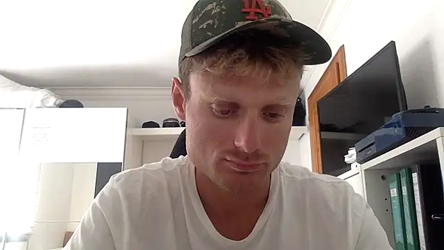 Nakedendurance1994 online show from July 11, 2026, 7:55 am