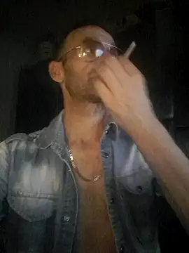 Snapshot of Argentino80 chatting on August 2, 2026, 10:41 pm Argentino80 online show from August 2, 2026, 10:41 pm
