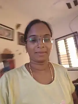 Snapshot of telugu_harika chatting on July 10, 2026, 12:19 pm telugu harika online show from July 10, 2026, 12:19 pm