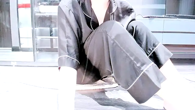 SungkyunnKwan online show from February 25, 2025, 11:08 am