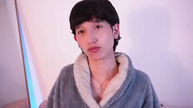 suki dolll online show from July 14, 2026, 2:05 am