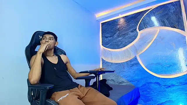 sex boy33  online show from August 2, 2026, 4:22 am