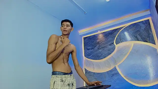 sex boy33  online show from August 3, 2026, 9:04 am