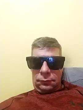 Piernick07 online show from July 12, 2026, 6:54 pm