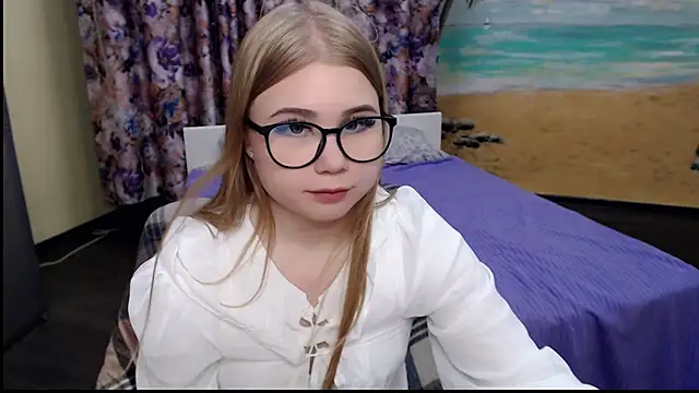 Snapshot of Cassandra_you chatting on July 14, 2026, 8:41 am Cassandra you online show from July 14, 2026, 8:41 am