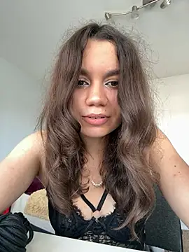 AlexisWinters online show from July 17, 2026, 10:36 pm