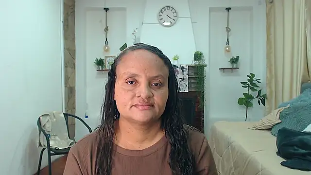 Snapshot of Margaret_Hall chatting on July 16, 2026, 2:01 pm Margaret Hall online show from July 16, 2026, 2:01 pm