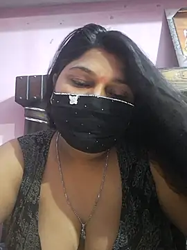Snapshot of Nasha86 chatting on August 3, 2026, 5:06 pm Nasha86 online show from August 3, 2026, 5:06 pm